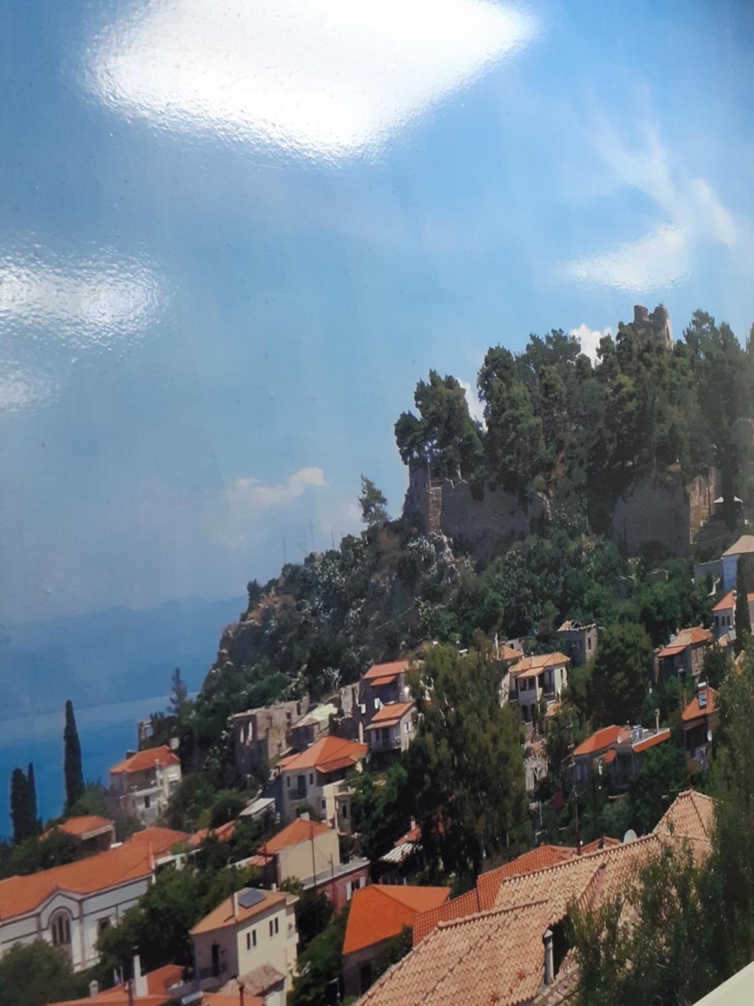 Tzil Home Kyparissia Exterior photo